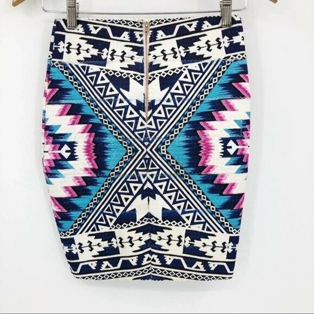 Xhilaration Women's Bandage Pencil Skirt XS Southwestern Aztec Print Stretchy - Picture 6 of 9